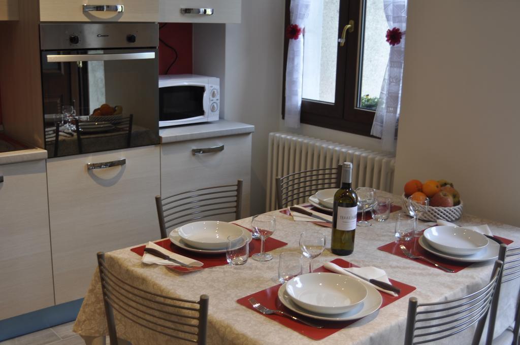 Casa Katia Apartment Lezzeno Bagian luar foto