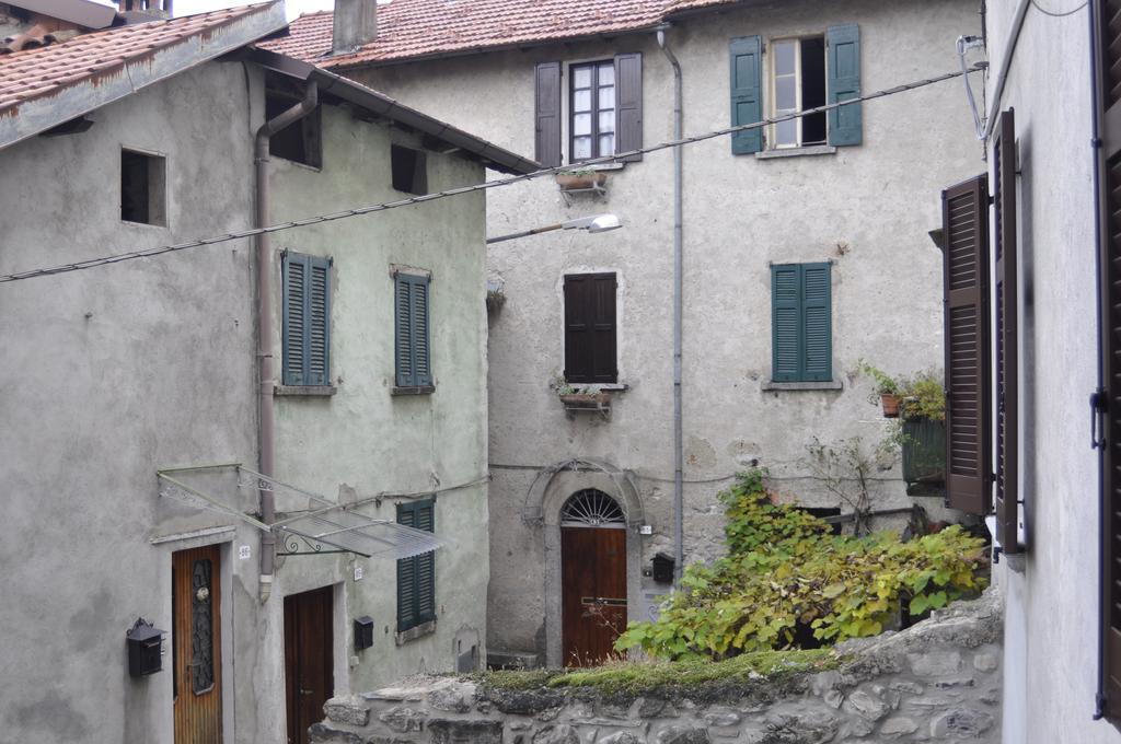 Casa Katia Apartment Lezzeno Bagian luar foto